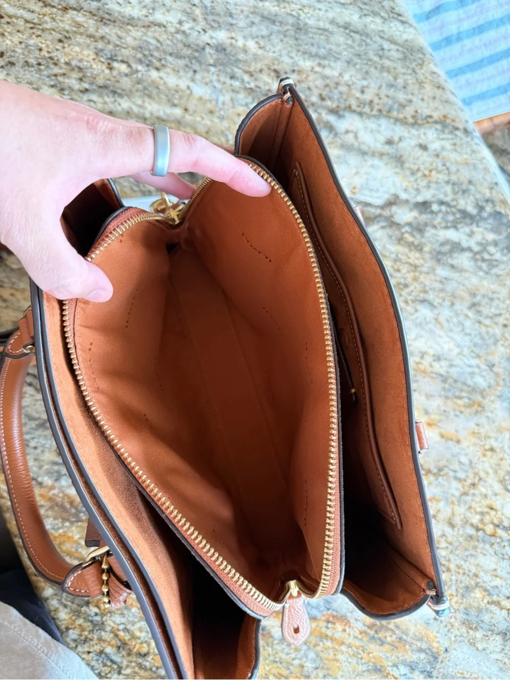 Coach Brooke Carryall 28 Burnished Amber